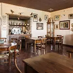 Agriturismo Montegualdone 컨트리하우스 사레짜노