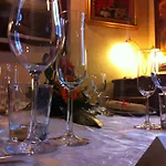 Agriturismo Montegualdone 사레짜노