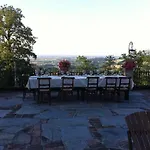 Agriturismo Montegualdone * 사레짜노