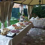 Agriturismo Montegualdone 컨트리하우스