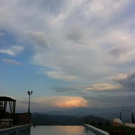Agriturismo Montegualdone Lantställe *