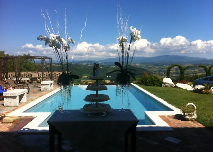 Agriturismo Montegualdone * Sarezzano