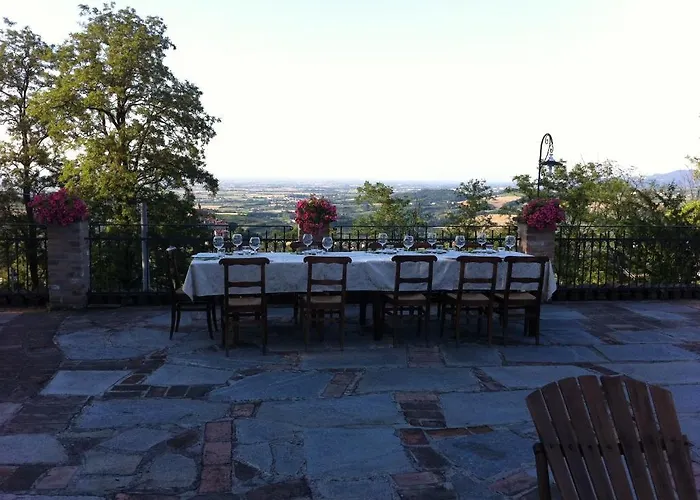 Agriturismo Montegualdone * Sarezzano